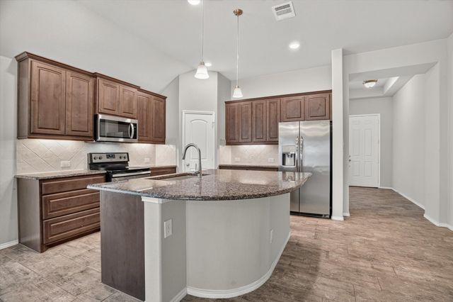 2541 Hadley Street, Weatherford, TX 76087