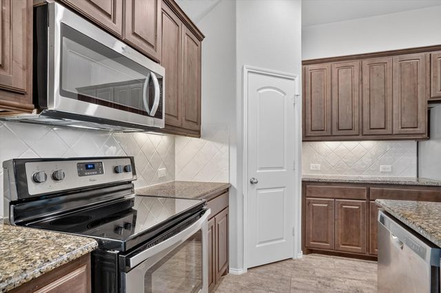2541 Hadley Street, Weatherford, TX 76087