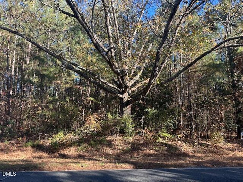 999 White Cross Road, Chapel Hill, NC 27516