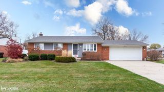 8712 Royce Drive, Sterling Heights, MI 48313