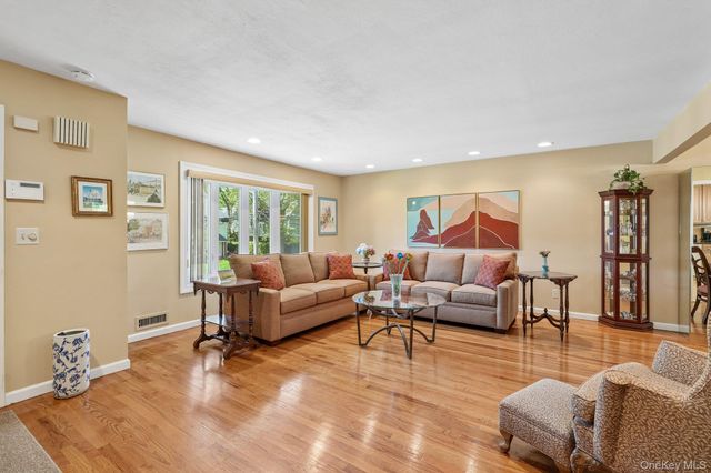 36 Chatham Road, New Rochelle, NY 10804