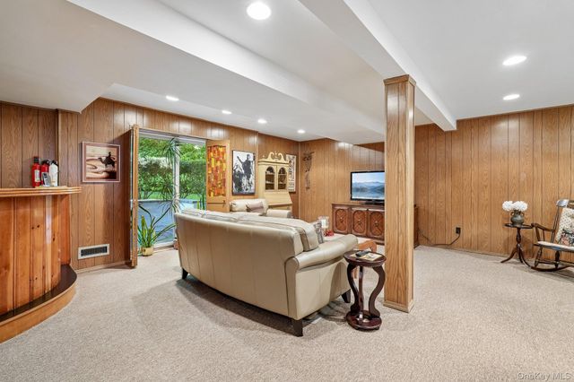 36 Chatham Road, New Rochelle, NY 10804