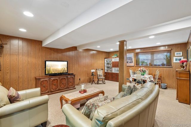 36 Chatham Road, New Rochelle, NY 10804