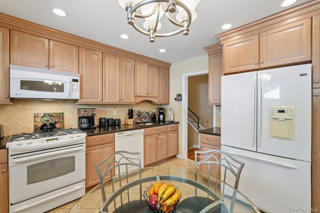 36 Chatham Road, New Rochelle, NY 10804