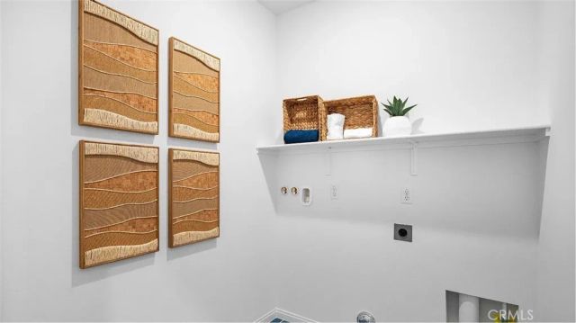 17574 Bassets Street, Hesperia, CA 92345