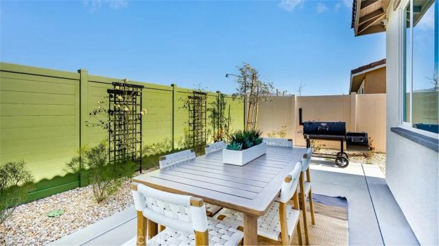 17574 Bassets Street, Hesperia, CA 92345