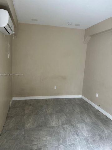 2300 NW 94th St 0, Miami, FL 33147