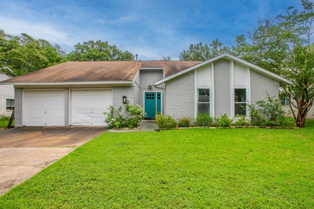 10243 Missel Thrush DR, Austin, TX 78750
