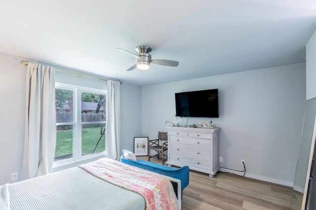 10243 Missel Thrush DR, Austin, TX 78750