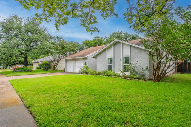 10243 Missel Thrush DR, Austin, TX 78750