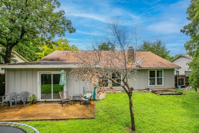 10243 Missel Thrush DR, Austin, TX 78750