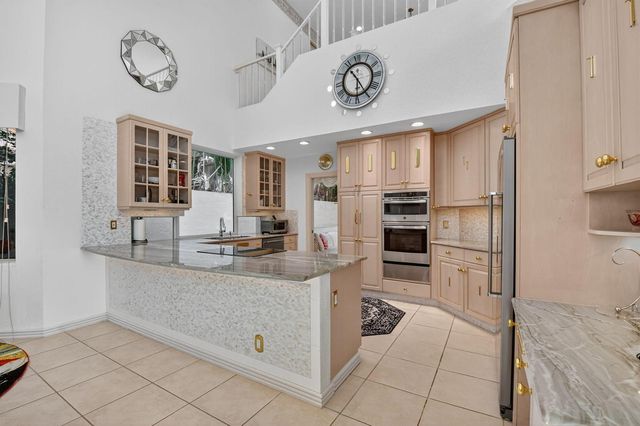 16670 Senterra Drive, Delray Beach, FL 33484