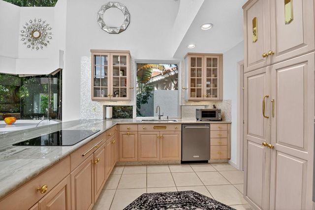 16670 Senterra Drive, Delray Beach, FL 33484