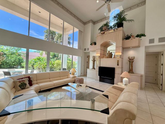 16670 Senterra Drive, Delray Beach, FL 33484