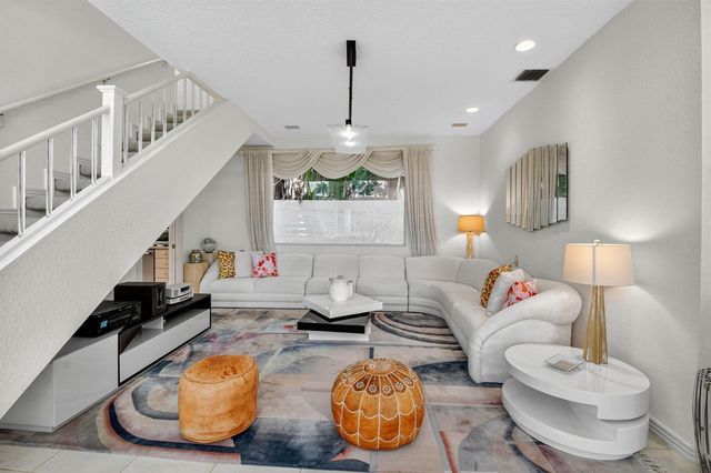 16670 Senterra Drive, Delray Beach, FL 33484