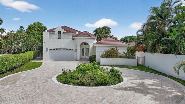 16670 Senterra Drive, Delray Beach, FL 33484