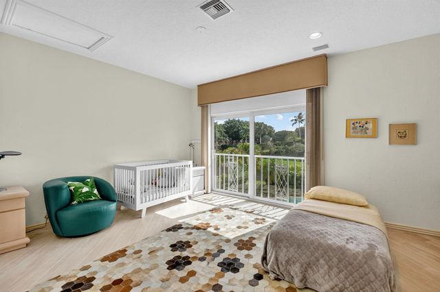 16670 Senterra Drive, Delray Beach, FL 33484