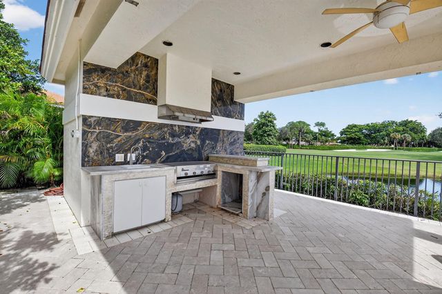 16670 Senterra Drive, Delray Beach, FL 33484