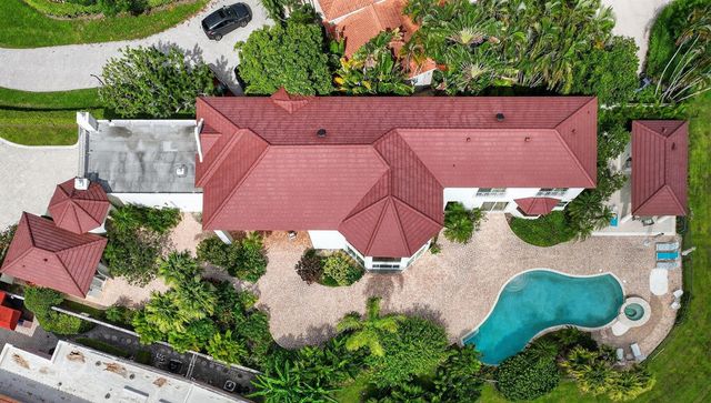 16670 Senterra Drive, Delray Beach, FL 33484