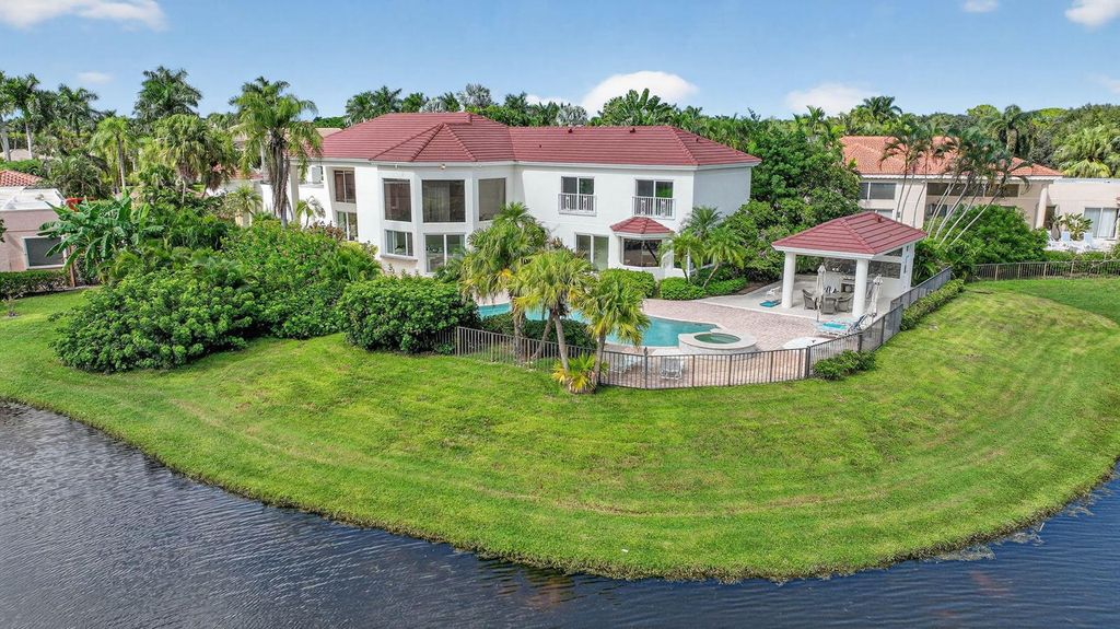 16670 Senterra Drive, Delray Beach, FL 33484