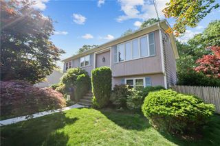 19 Barbato Drive, Johnston, RI 02919