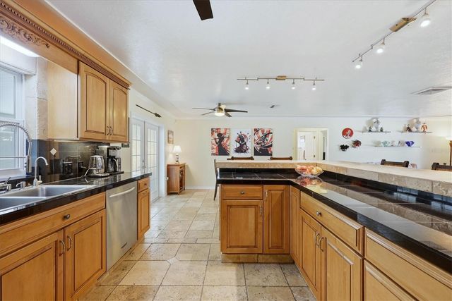 1534 GEORGETOWNE LANE, Sarasota, FL 34232