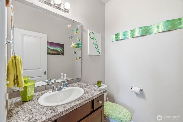 1420 E Gateway Heights Loop, Sedro Woolley, WA 98284