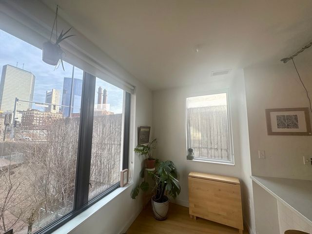 88 Hudson St 303, Boston, MA 02111