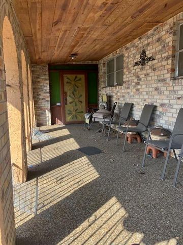 2320 NW 30th Way, Fort Lauderdale, FL 33311