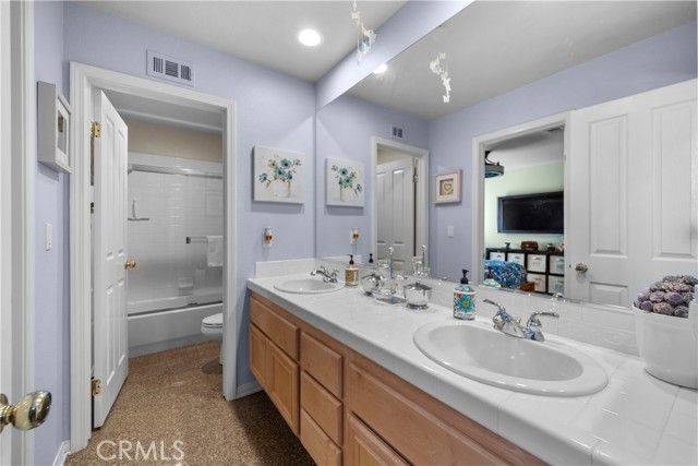 21736 Redwood Canyon, Saugus (santa Clarita), CA 91390