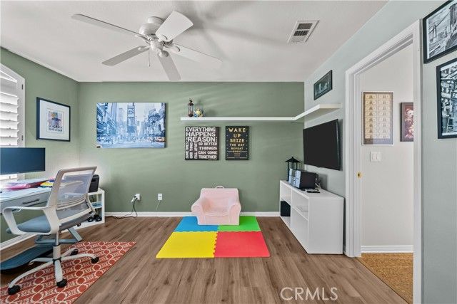 21736 Redwood Canyon, Saugus (santa Clarita), CA 91390