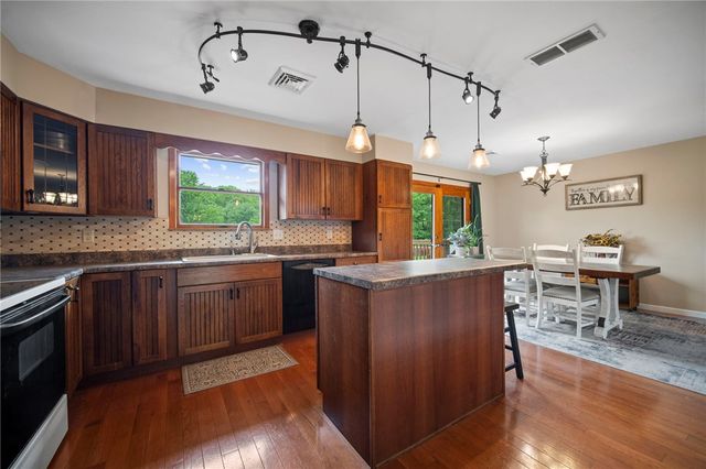 174 Hague Ln, South Union Twp, PA 15401