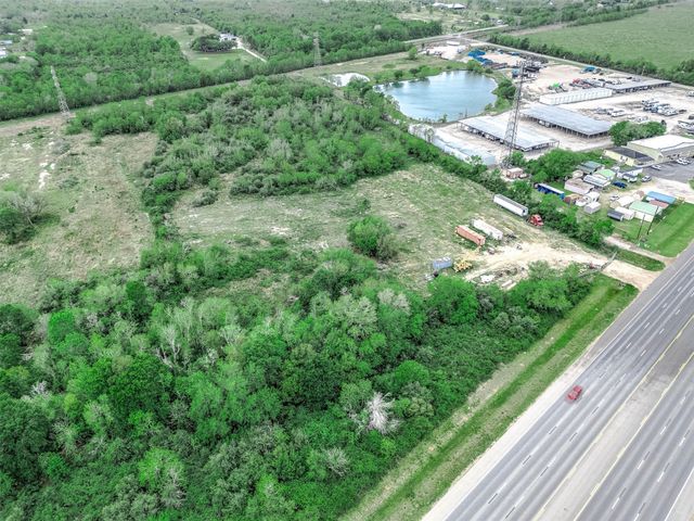 22652 Highway 6, Alvin, TX 77511