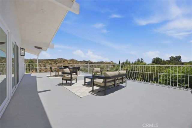 150 Saddlebow Road, Bell Canyon, CA 91307