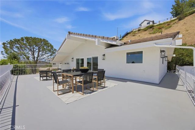 150 Saddlebow Road, Bell Canyon, CA 91307