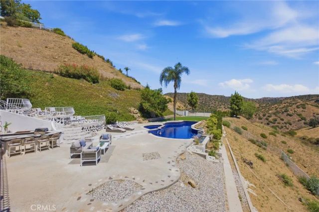150 Saddlebow Road, Bell Canyon, CA 91307