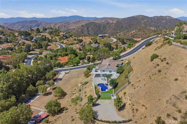 150 Saddlebow Road, Bell Canyon, CA 91307
