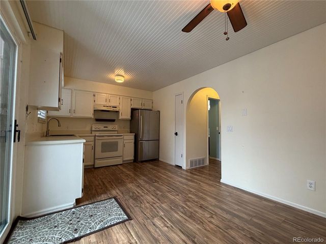 4660 N Carefree Cir, Colorado Springs, CO 80917