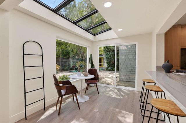 1422 Potrero Way, Sacramento, CA 95822