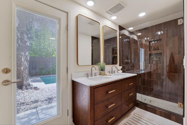 1422 Potrero Way, Sacramento, CA 95822