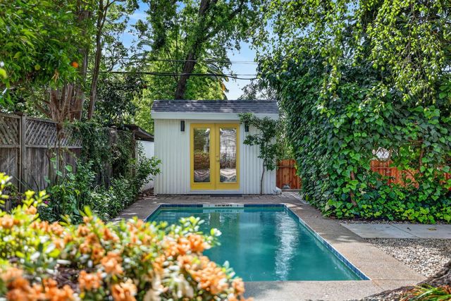 1422 Potrero Way, Sacramento, CA 95822