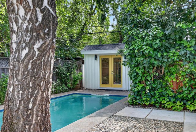 1422 Potrero Way, Sacramento, CA 95822