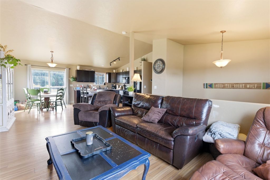 28 W Ashley Hills Drive, Kalispell, MT 59901 photo 5