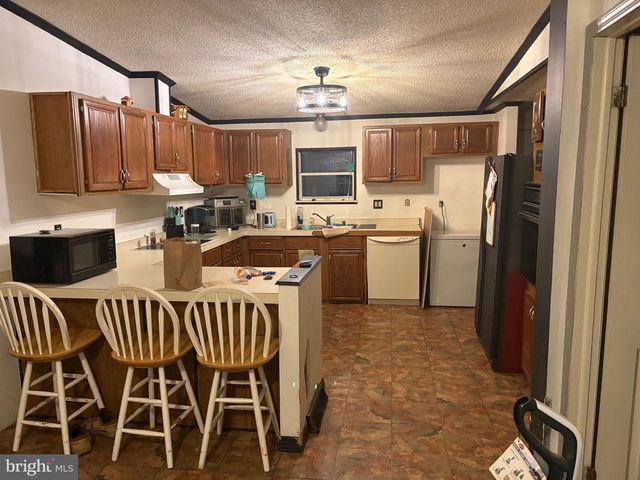 824 HAWKS BRIDGE RD, Salem, NJ 08079