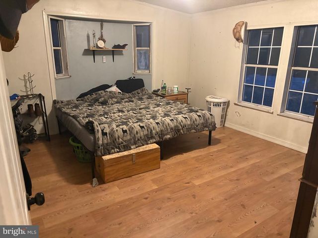 824 HAWKS BRIDGE RD, Salem, NJ 08079