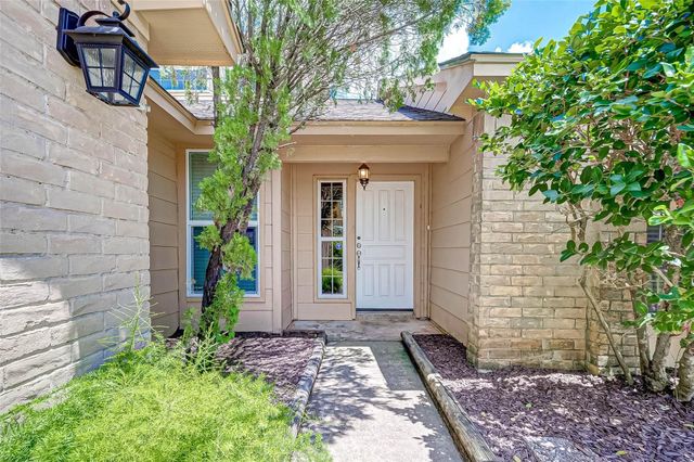 2723 Colony Dr, Sugar Land, TX 77479