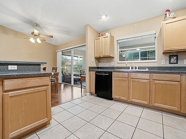 1033 MEADOWBEND DRIVE, Leesburg, FL 34748