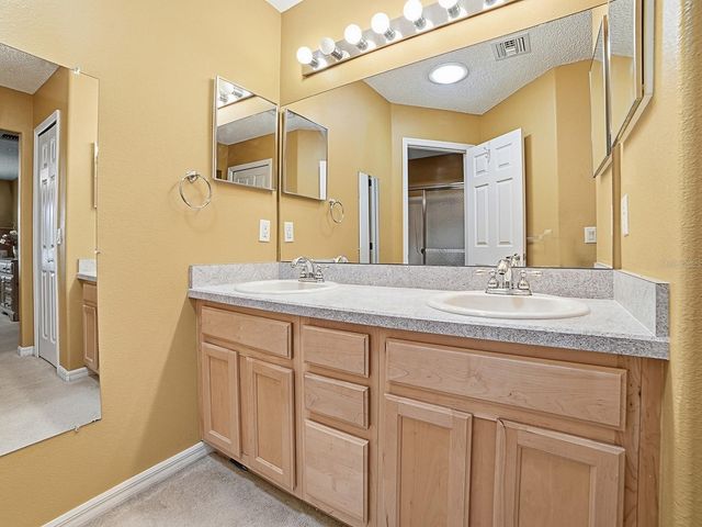 1033 MEADOWBEND DRIVE, Leesburg, FL 34748