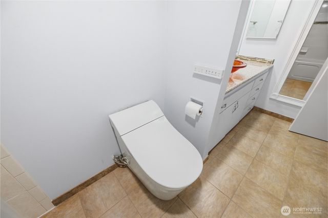 7631 Zircon Drive SW, Lakewood, WA 98498