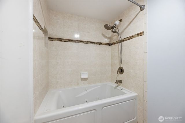 7631 Zircon Drive SW, Lakewood, WA 98498